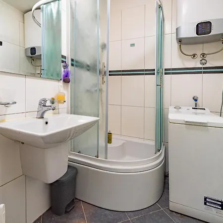 Adria Apartmán *
